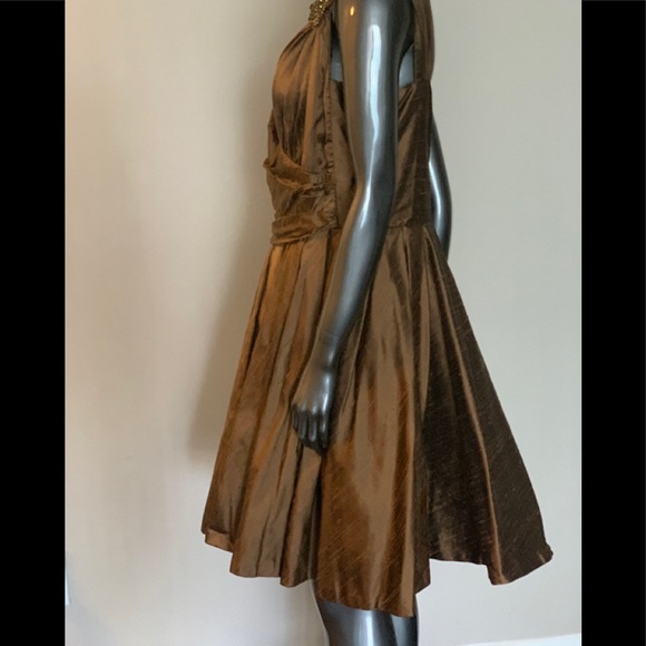 Dress - Picture 11 of 15